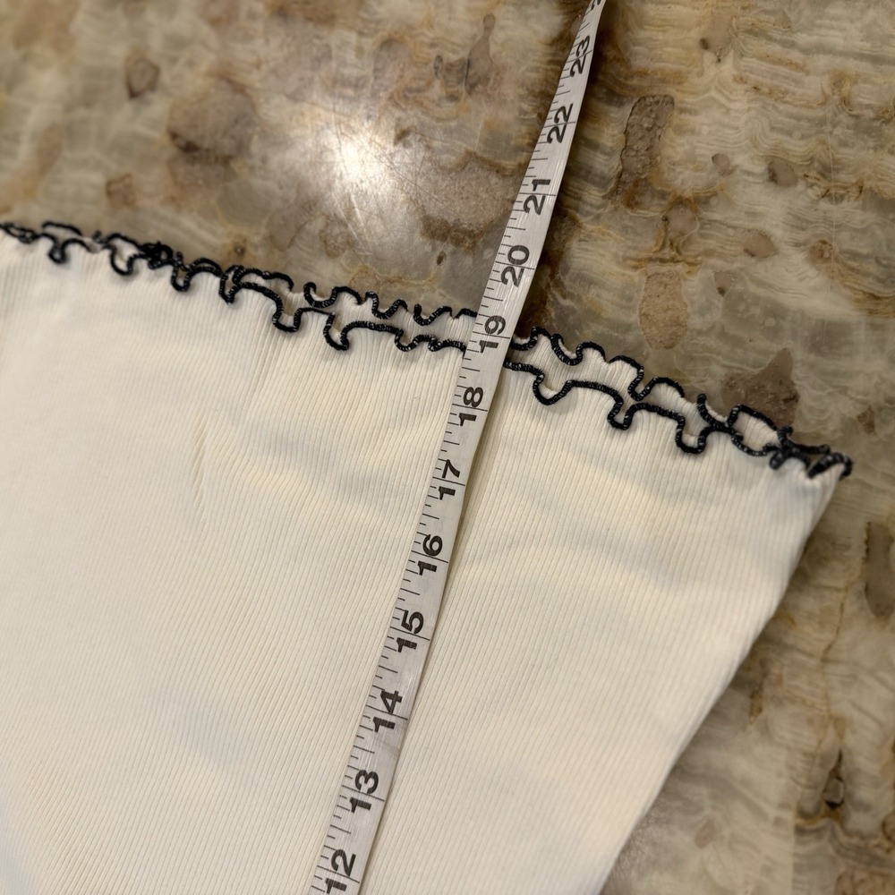 Vancouver‎ Apparel Co Ribbed Tank Top Women's M White Contrast Trim Made Canada - Picture 5 of 7
